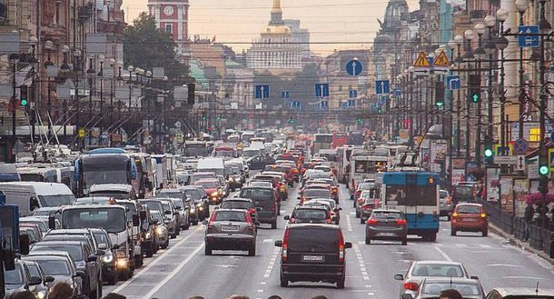 Петербургу рекомендовали платный въезд в центр